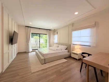 Moderne Luxusvilla mit 4 Schlafzimmern zur Miete in Kathu – Nähe Patong