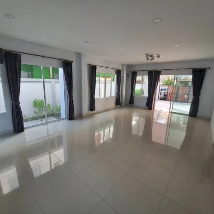 Просторная вилла с 3 спальнями в аренду в Phuket Villa Kathu