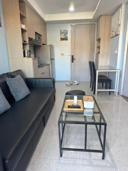 1-Zimmer-Wohnung mit Dachpool in Strandnähe Surin Beach