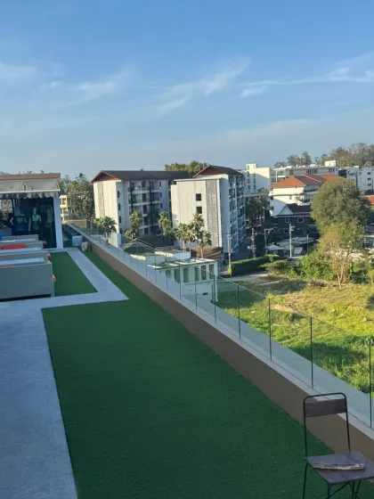 1-Zimmer-Wohnung mit Dachpool in Strandnähe Surin Beach