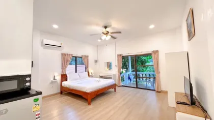 สตูดิโออพาร์ตเมนต์วิวทะเลในราไว พร้อมระเบียง