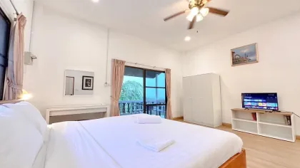 สตูดิโออพาร์ตเมนต์วิวทะเลในราไว พร้อมระเบียง