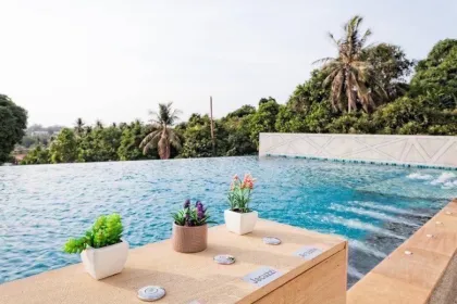 Sea View 1-Bed 1-Bath Condo at Happy Place Phuket