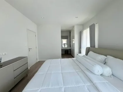 Новая вилла с 3 спальнями и кабинетом в аренду в Saransiri Retreat