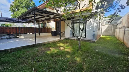Красивый полностью меблированный дом с 3 спальнями в Sabai Village 2, Kathu
