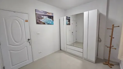 Красивый полностью меблированный дом с 3 спальнями в Sabai Village 2, Kathu