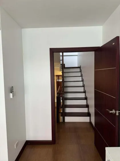 Geräumige 3-Zimmer-Villa zur Miete in Kamala