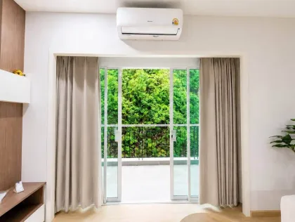 Neu renovierte 1-Zimmer-Wohnung mit 1 Bad im Panason Green Place Condo, Phuket Town
