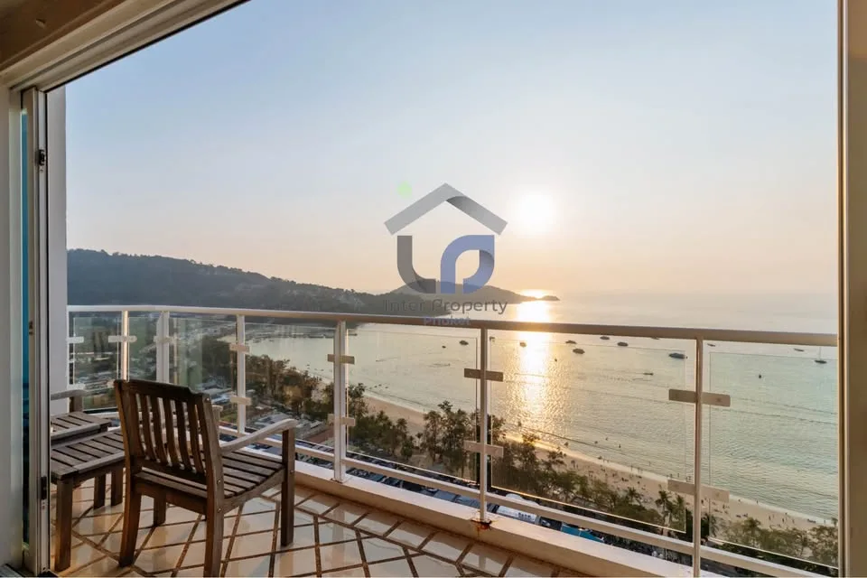 Penthouse de luxe 4 chambres avec vue panoramique sur la mer à Patong