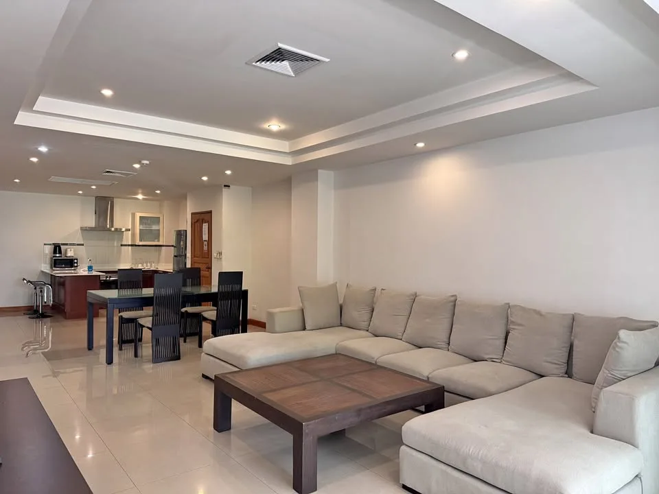 2 Zimmer, 2 Bäder Wohnung nahe Surin Beach