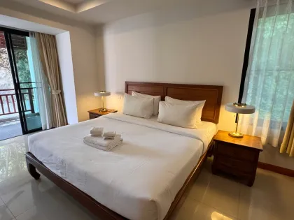 2 Beds 2 Baths Apartment Near Surin Beach, Phuket