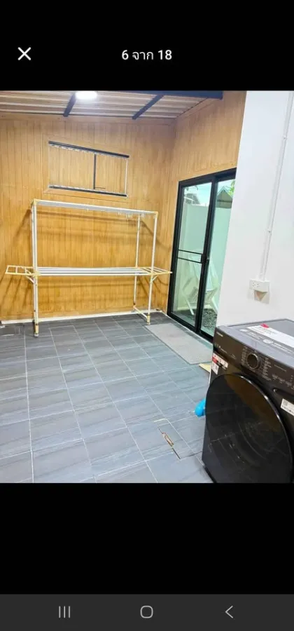 2 Bedrooms 3 Bathrooms Private Corner Home for Rent