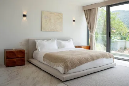Luxuriöse 4-Zimmer-Villa mit Privatpool in Cherng Talay