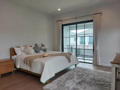 Villa de lujo nueva en Setthasiri Koh Kaew