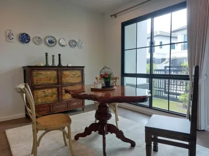 Villa de lujo nueva en Setthasiri Koh Kaew