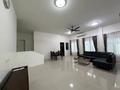 Отдельный дом с 3 спальнями в аренду в Villa Chaofah 2, Вичит