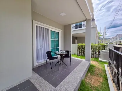 Gemütliches Nordisches 4-Zimmer-Haus mit Pool in Anasiri Paklok