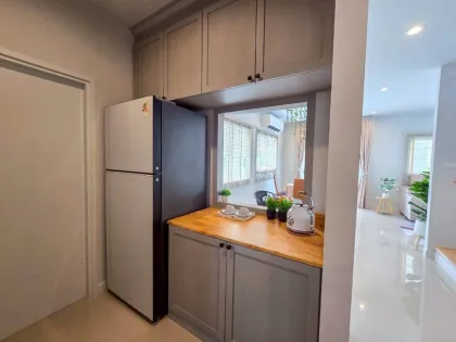 Gemütliches Nordisches 4-Zimmer-Haus mit Pool in Anasiri Paklok