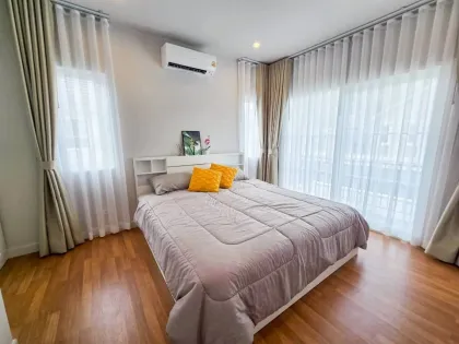 Gemütliches Nordisches 4-Zimmer-Haus mit Pool in Anasiri Paklok