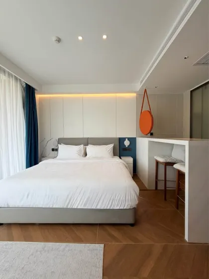Современная студия рядом с пляжем в Sunshine Beach Residences