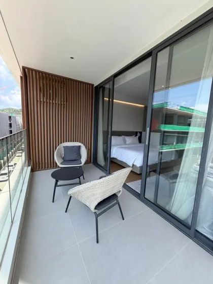Современная студия рядом с пляжем в Sunshine Beach Residences