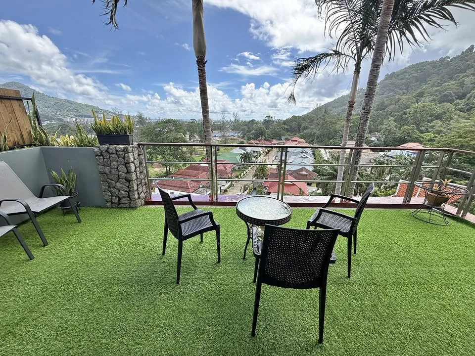 Moderne 2-Zimmer-Wohnung mit Meerblick in Kamala