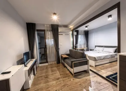1 Schlafzimmer, 1 Badezimmer Wohnung zur Miete in Zcape 3