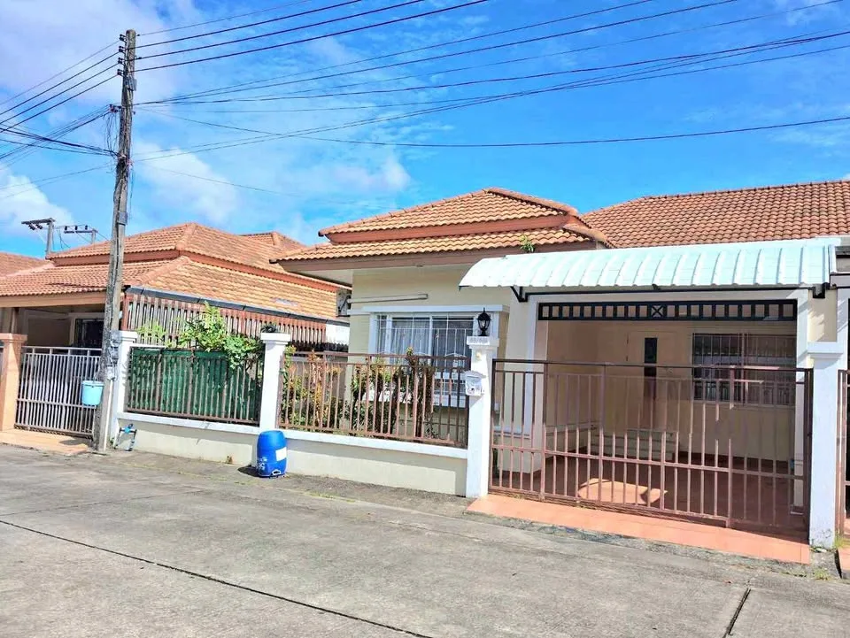 Spacious 3-Bed, 2-Bath Twin House for Rent at Phuket Villa Suanluang