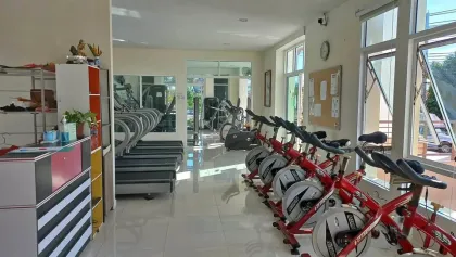 Просторная вилла с 3 спальнями и большим садом в Phuket Villa Chaofa