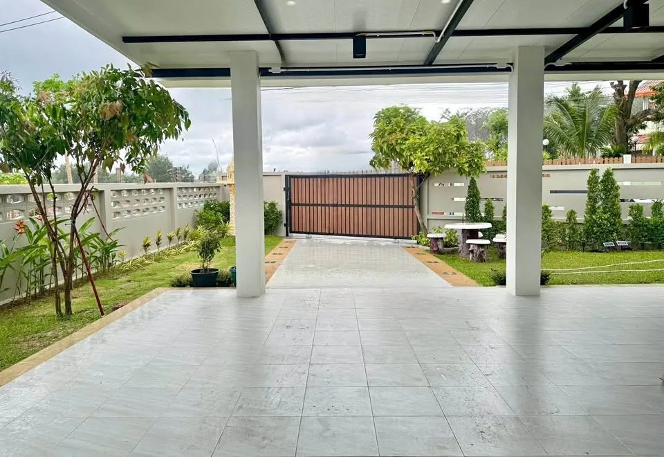 Villa independiente con 3 dormitorios y 2 baños en Pasak Soi 4, Choeng Thale