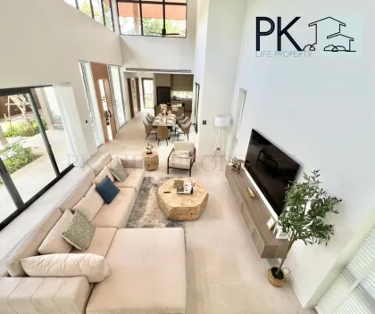 3-комнатная квартира в аренду в Vinzita Pool Villa, ЧернгТалай
