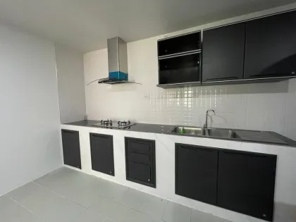 Villa de 4 habitaciones y 3 baños en alquiler en I Leaf Prime 2, Nai Yang