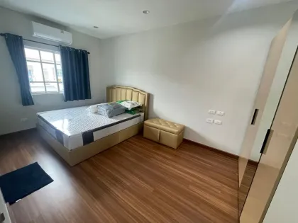 Villa de 4 habitaciones y 3 baños en alquiler en I Leaf Prime 2, Nai Yang