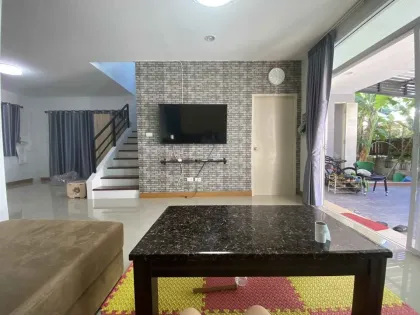 Вилла с 3 спальнями и 3 ванными для аренды в Chaofah Garden Home Premier