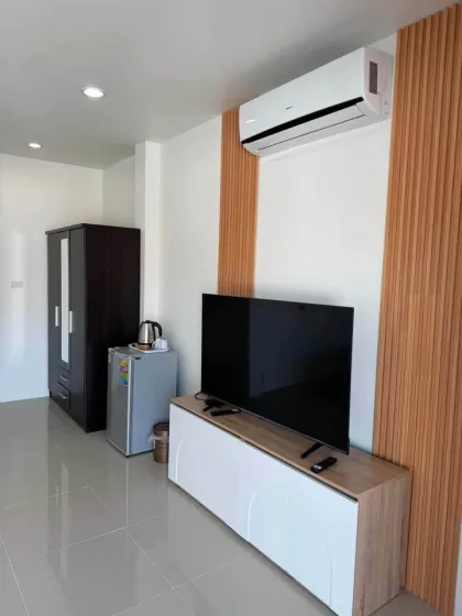 Casa adosada de 2 dormitorios y 3 baños en alquiler en Wichit, Phuket