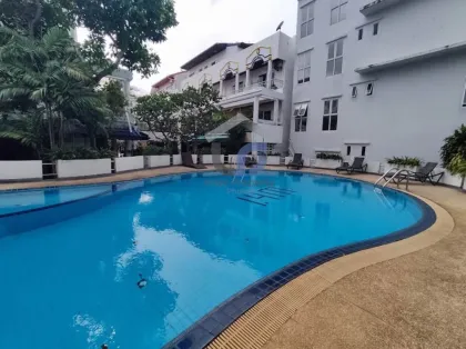芭东豪华3卧室顶层公寓，享全景海景
