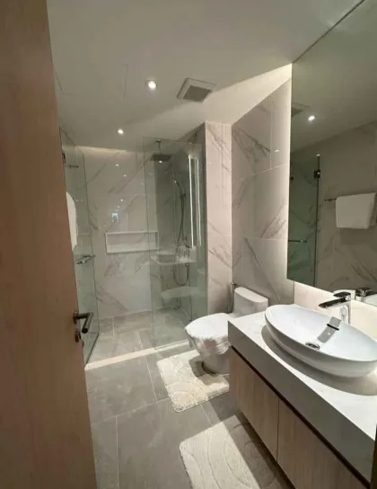 Апартаменты с 1 спальней и видом на озеро в The Aqua Condo, Чоенг Тхале