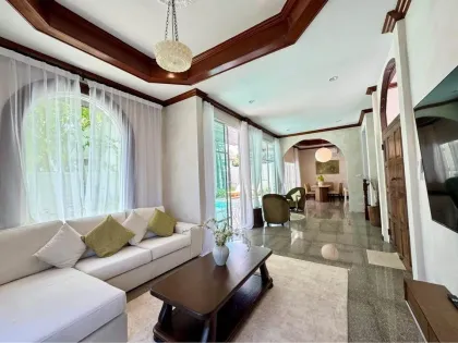 Вилла с 3 спальнями и бассейном в Prangthong Village, Чалонг