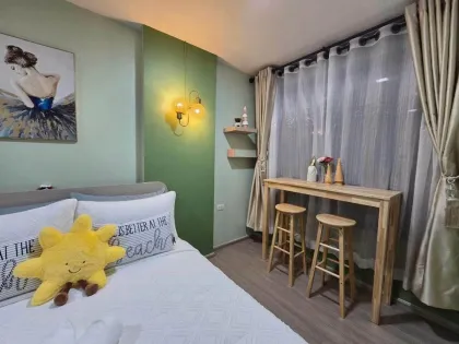 Квартира с 2 спальнями и видом на длинный бассейн в D CONDO Reef Phuket