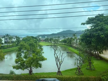 Просторная вилла с 4 спальнями в аренду в Supalai Lake Ville, Ко Кео