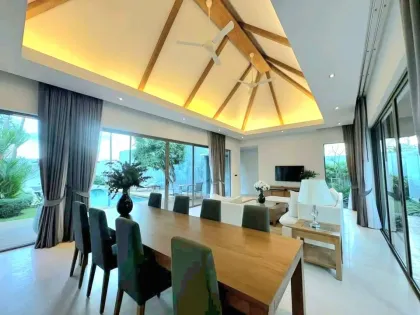 Элегантная вилла с 4 спальнями и бассейном в Grand Anchan Residences