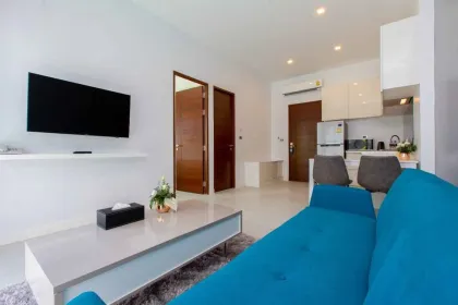 1 спальня, 1 ванная квартира в Utopia Naiharn Condo, Пхукет