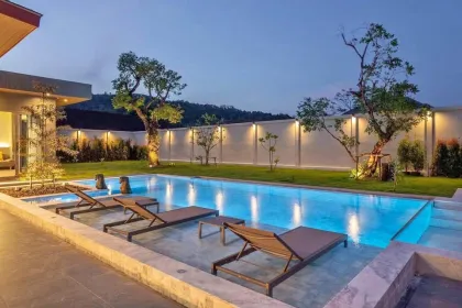 Аренда виллы с бассейном в Prangthong Village 1, Чалонг