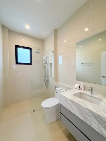 Crown Estate Koh Kaew现代豪华泳池别墅出租