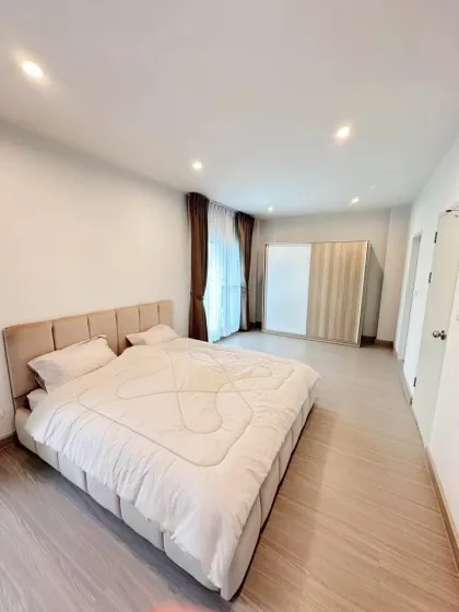 Вилла с 3 спальнями в аренду в Supalai Lakeville Koh Kaew, Пхукет
