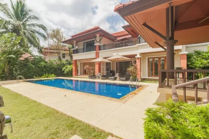 Вилла с 4 спальнями и бассейном в Angsana Laguna Phuket на аренду