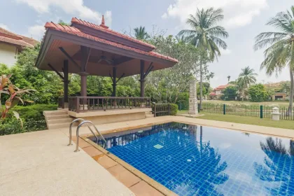 Вилла с 4 спальнями и бассейном в Angsana Laguna Phuket на аренду