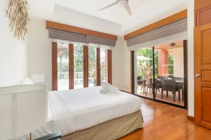 Вилла с 4 спальнями и бассейном в Angsana Laguna Phuket на аренду