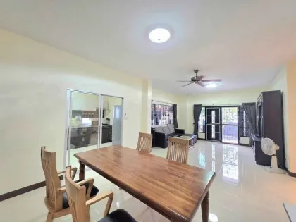 Снять дом с 2 спальнями и 1 ванной в Phanasom Park View, Таланг
