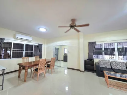 Снять дом с 2 спальнями и 1 ванной в Phanasom Park View, Таланг